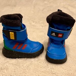 Adidas Legoland snow boots